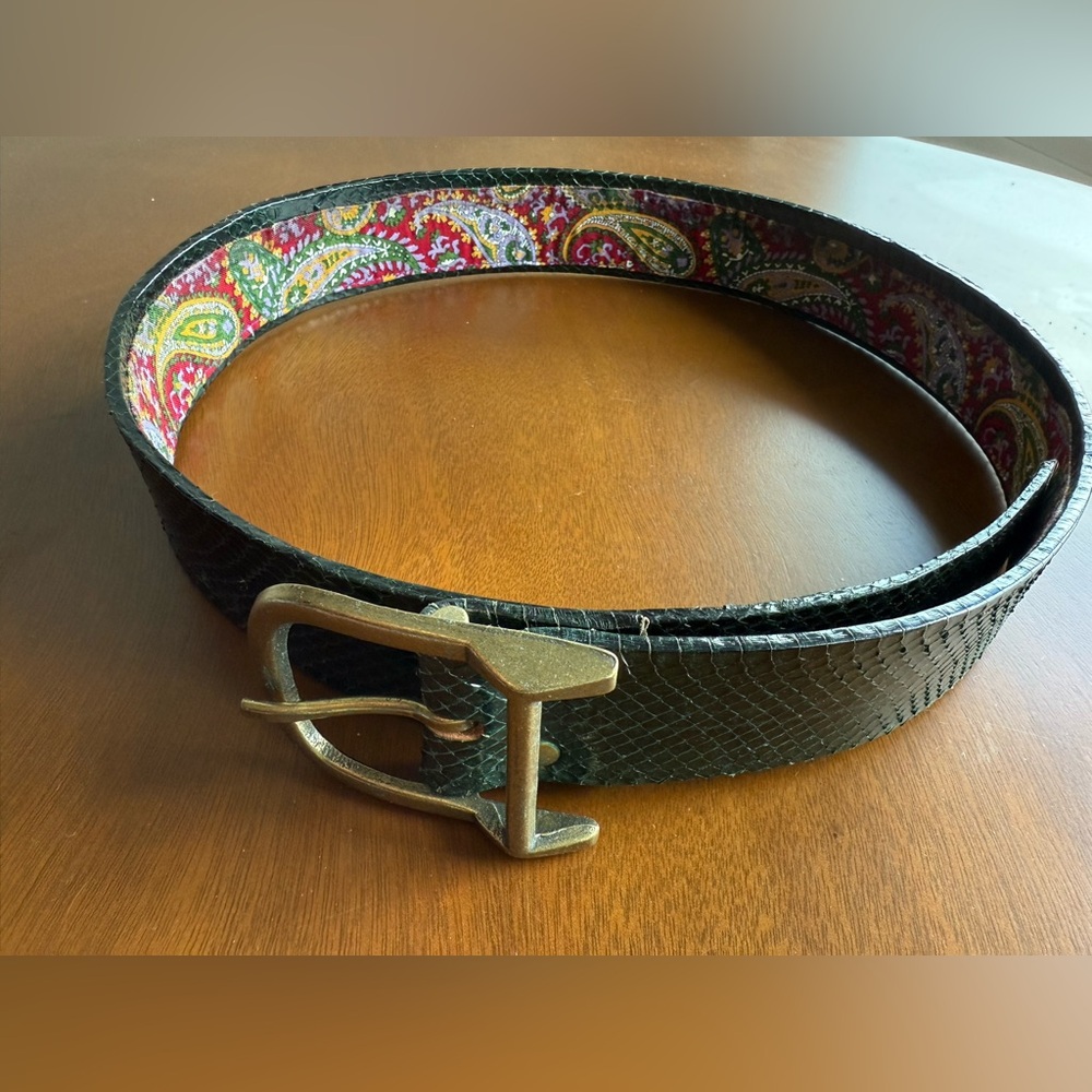 Vintage Green Textured Belt with Metal Buckle & Paisley Interior